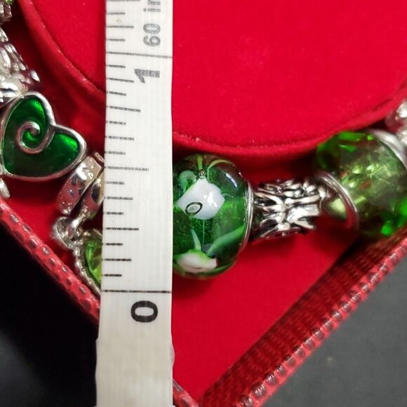 Glam & Glow silver tone green bracelet - Picture 4 of 8